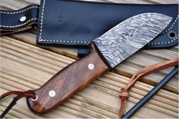 Handmade Hunting Knife with Fire Starter and Sheath Damascus Steel Blade