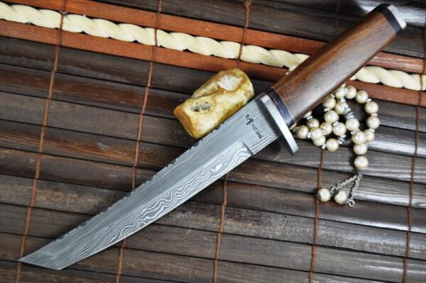 Tanto Blade Damascus Hunting Knife
