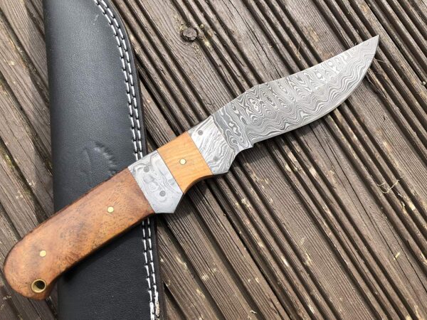 Perkin HK899 Damascus Steel Hunting Knife with Sheath - Image 5