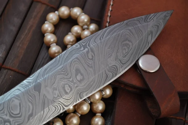 Damascus Steel Dagger Knife With Double Edge Blade - Image 3