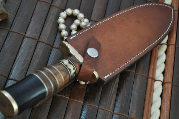 Damascus Steel Dagger Knife With Double Edge Blade - Image 6