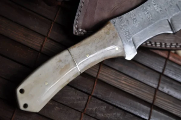 Damascus Steel Tracker Knife with Sheath - Image 3
