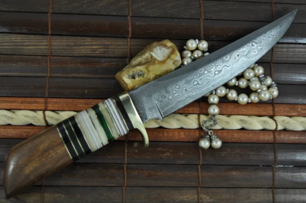 Handmade damascus steel fixed blade hunting knife with sheath - Image 2