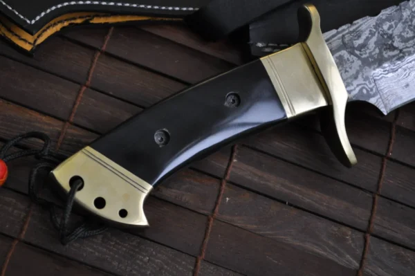 Damascus steel hunting fixed blade bowie knife with sheath - Image 3