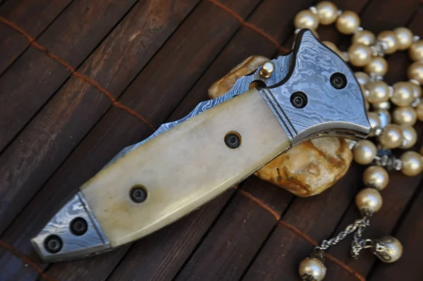 Hunting knife folding damascus steel folding knife with lock - Image 2