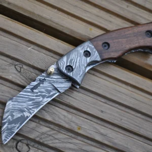 Handmade Damascus Pocket Knife - Beautiful Folding Knife