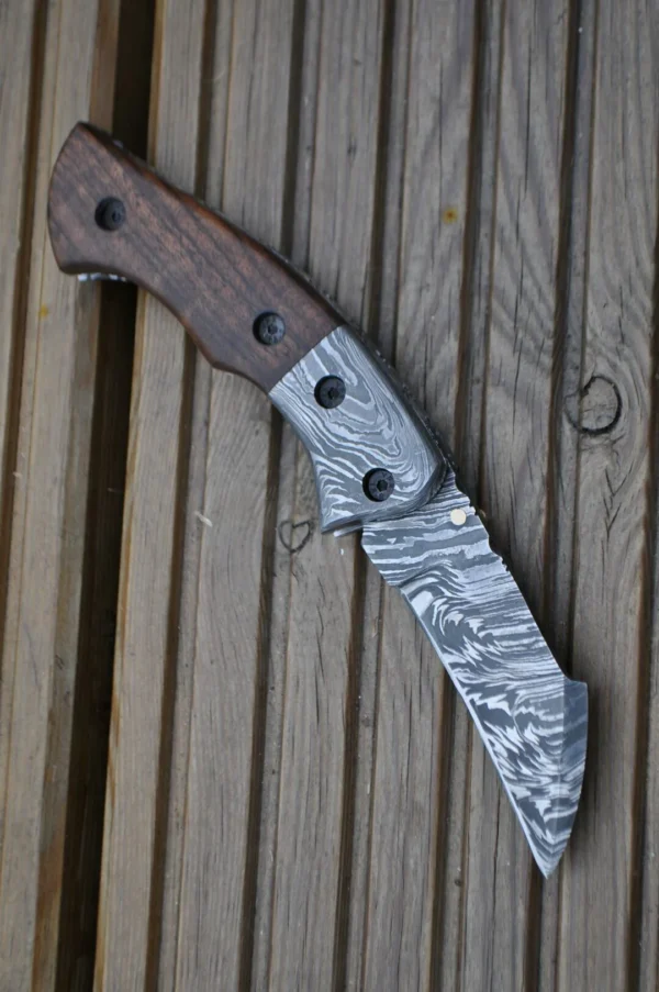 Handmade Damascus Pocket Knife - Beautiful Folding Knife - Image 4