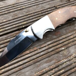 Pocket Knife for Men with Liner Lock Mechanism