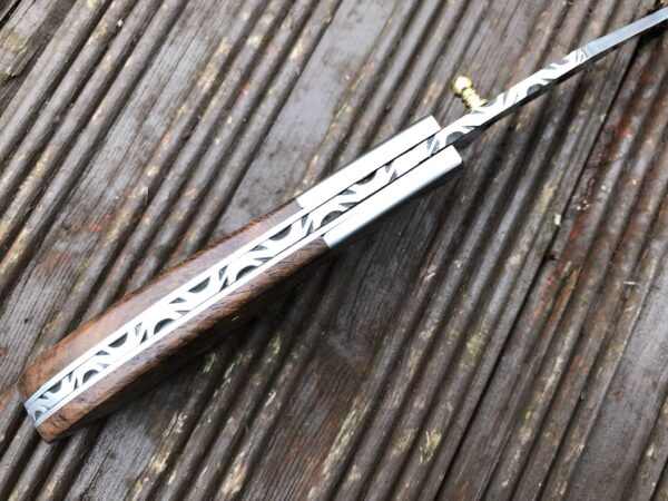 Pocket Knife for Men with Liner Lock Mechanism - Image 5