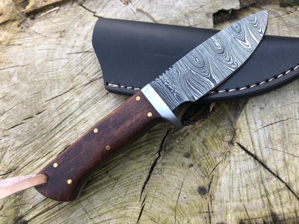 Perkin 6.5 Inches Damascus Steel Hunting Knife with Sheath SK300 - Image 3