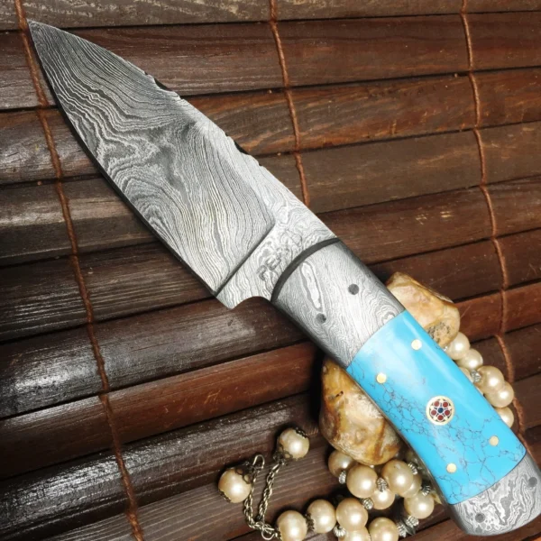 Handmade Damascus Steel Hunting Knife Turquoise & Mosaic Pins Handle - Image 4