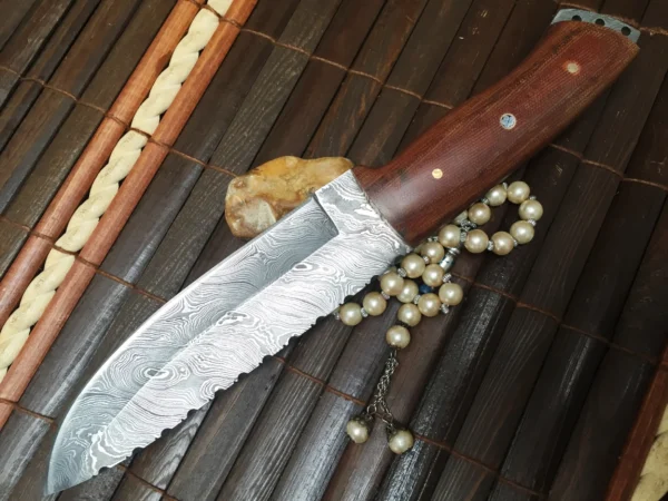 Handmade Damascus Hunting Knife with Leather Sheath - Image 2