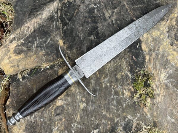 Handmade Hunting Knife Damascus Steel Folded Carbon Steel One Kind Of Handmade Knife Double Edge Dagger Knife