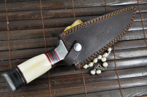 Handmade Damascus Hunting Knife with Bone & Wood Handle - Image 4