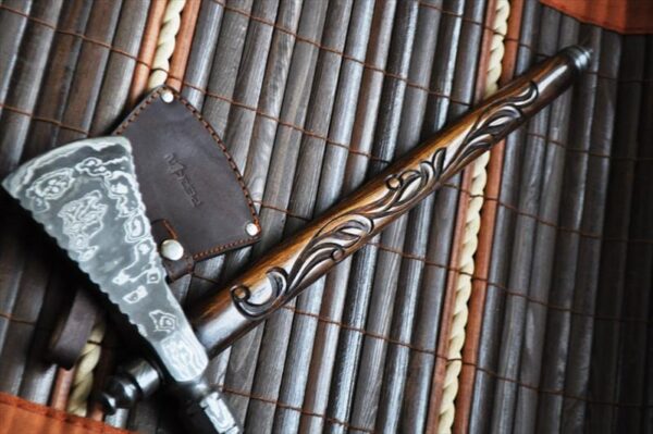 Tomahawk Axe with Beautiful Walnut Hatchet