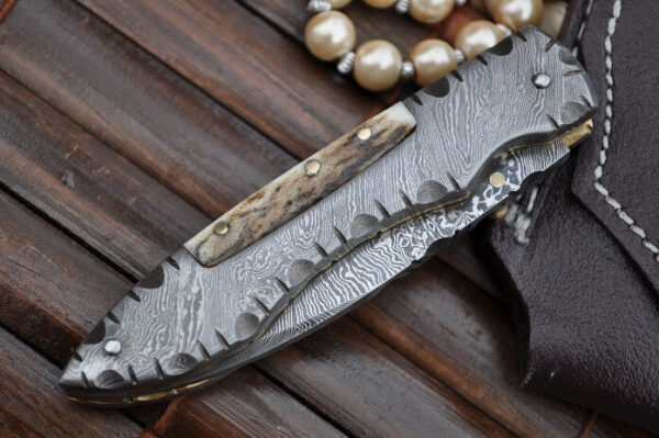 Damascus Steel Knife with Liner Lock Mechanism - Image 3