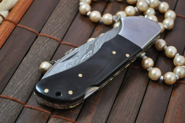 Lockback Knife - Custom Made Damascus Folding Knife - Image 2