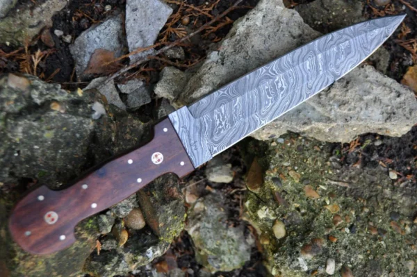 Handcrafted Damascus Hunting Knife Double Edge - Beautiful Handle - Image 4