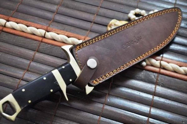 Beautiful Handcrafted 440c Steel Hunting Knife with Bull Horn & Brass Handle - Image 5