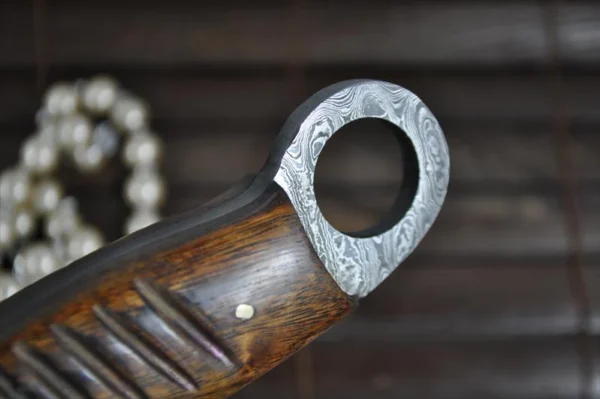 Handmade Damascus Hunting Knife with Leather Sheath - Image 4