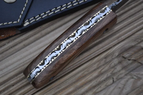 Handmade Damascus Pocket Knife – Beautiful Folding Knife - Image 5
