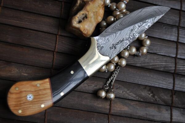 Outstanding Value - Handmade Hunting Knife With Leather Sheath - Image 2