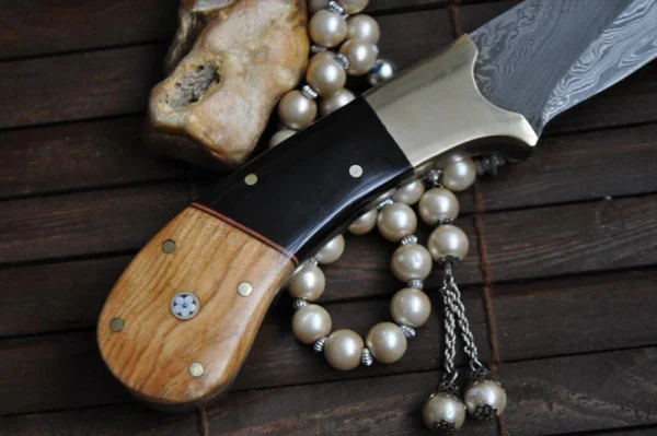 Outstanding Value - Handmade Hunting Knife With Leather Sheath - Image 4